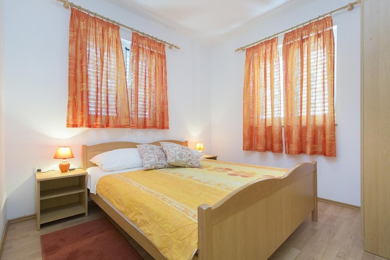 Apartments Dalibor Vodice Buitenkant foto